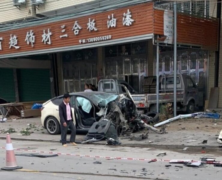 Tesla China responde por el video del automóvil que mató a dos personas
