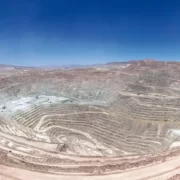 Las 10 mayores minas del mundo por producción de mineral en 2022