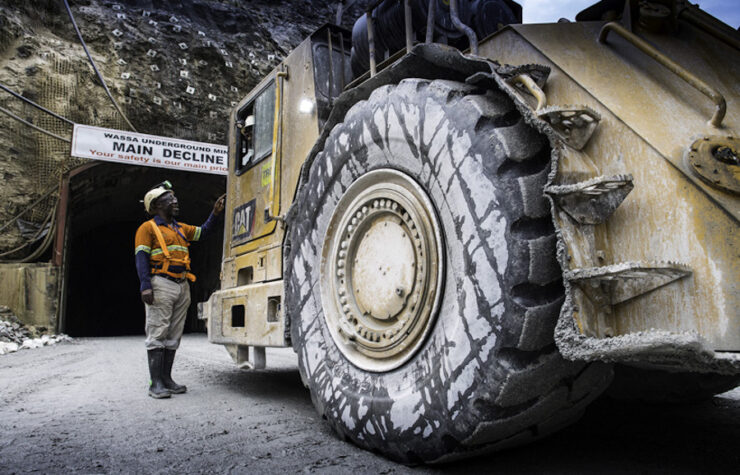 Ghana ordena a los mineros que vendan el 20% del oro refinado al banco central