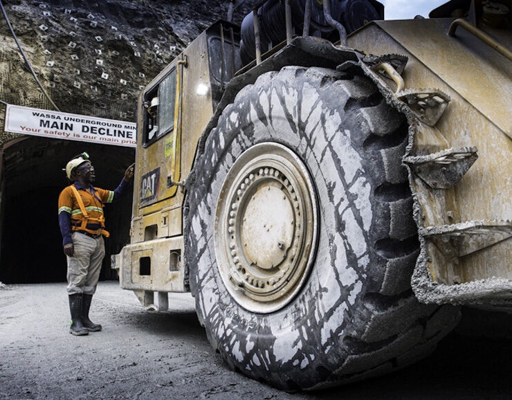 Ghana ordena a los mineros que vendan el 20% del oro refinado al banco central