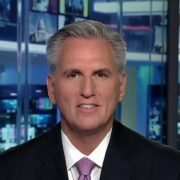 Kevin McCarthy: "Hagamos que China dependa del gas de Estados Unidos".