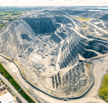 Agnico Eagle y Panamerican Silver compran Yamana en 4.800 millones de dólares.