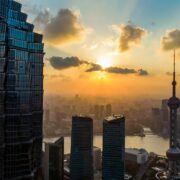 El precio del mineral de hierro sube mientras persisten las esperanzas de la demanda de China