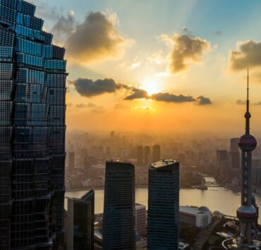 El precio del mineral de hierro sube mientras persisten las esperanzas de la demanda de China
