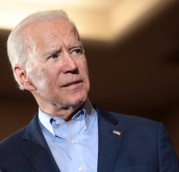 La ley climática de Biden es un asegurador de riesgo para los grandes fabricantes de vehículos eléctricos