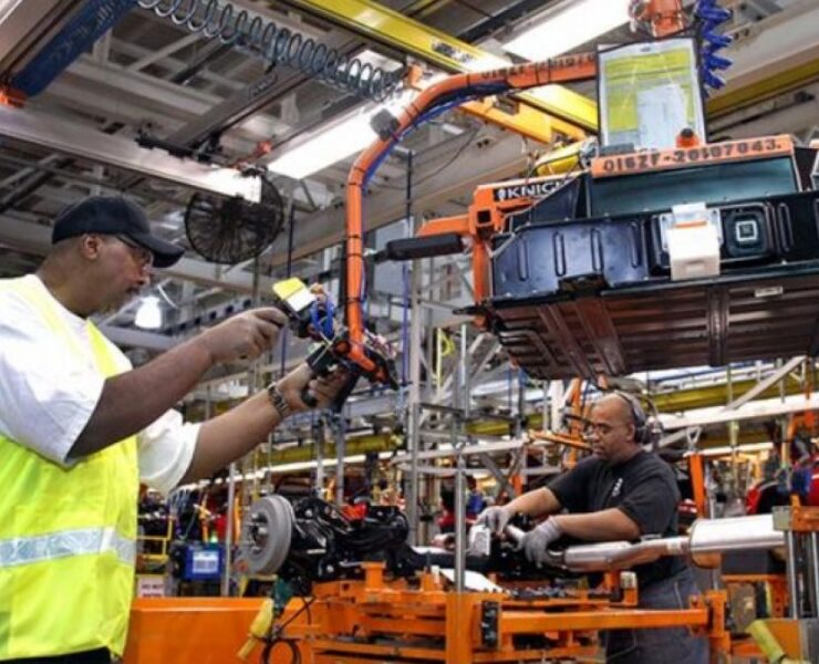 La economía estadounidense se ralentiza, pero el PIB sigue creciendo un 2,9% en el cuarto trimestre