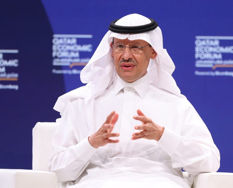 El ministro saudí del Petróleo dice que la OPEP+ está abordando las "incertidumbres" del mercado
