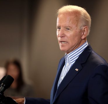 El plan de Biden para vender coches eléctricos pondrá a prueba el suministro de minerales - fabricantes de automóviles