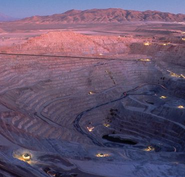 Los mineros chilenos, enfrentados a mayores impuestos, buscan permisos más rápidos y menores costes energéticos