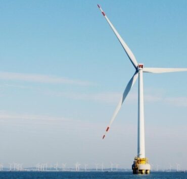 Este aerogenerador chino es capaz de abastecer de electricidad a cien mil hogares.