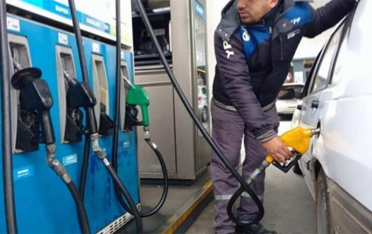 subes los combustibles